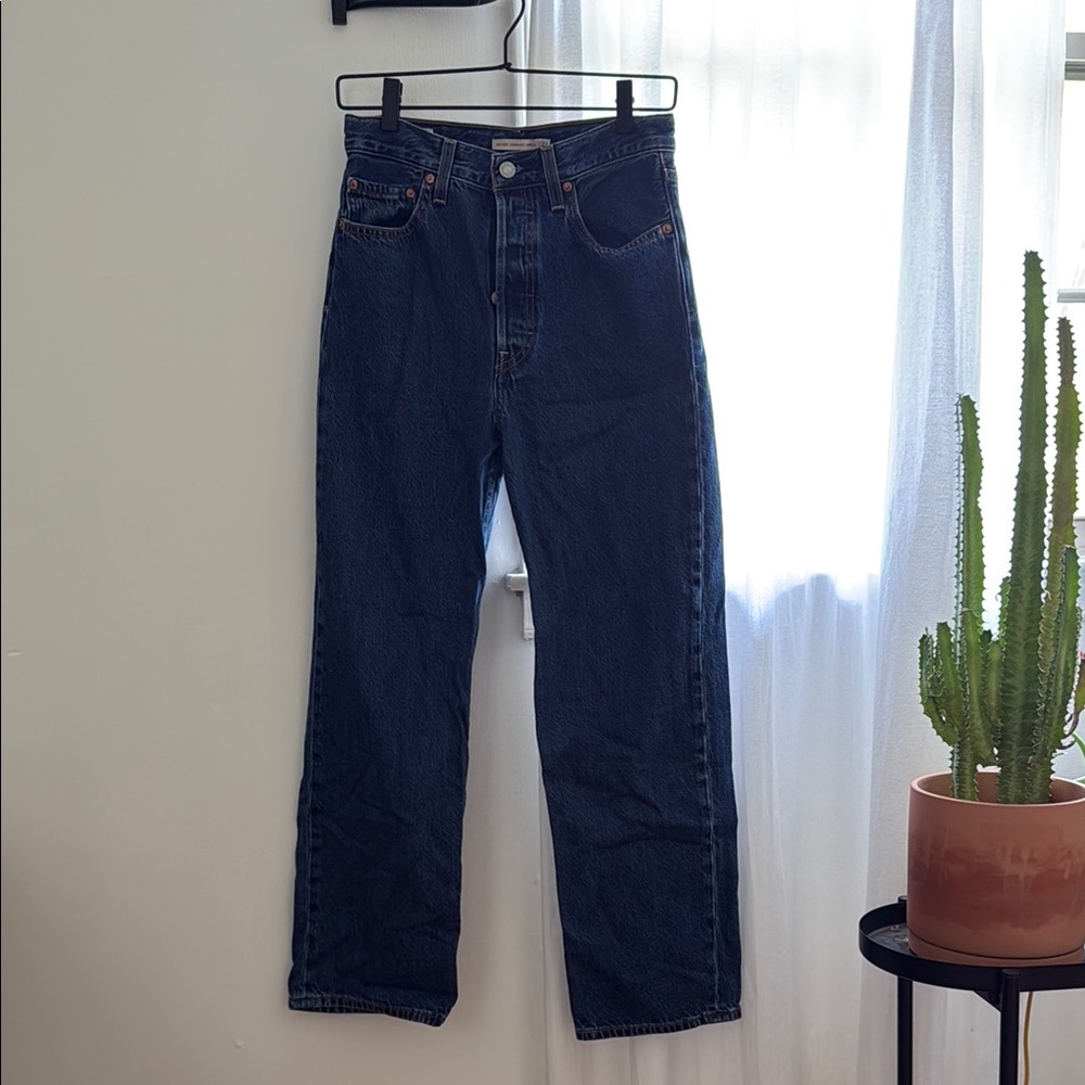 Levi’s 501 Ribcage Straight Ankle jeans size 27